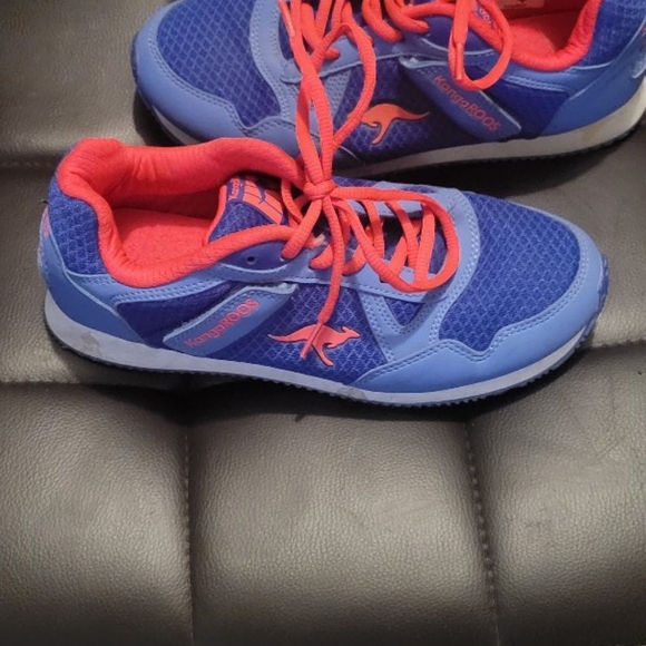 Kids sneakers - Picture 3 of 3